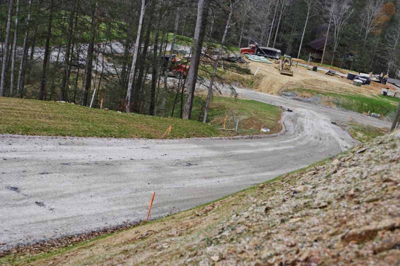 Driveway Grading And Graveling