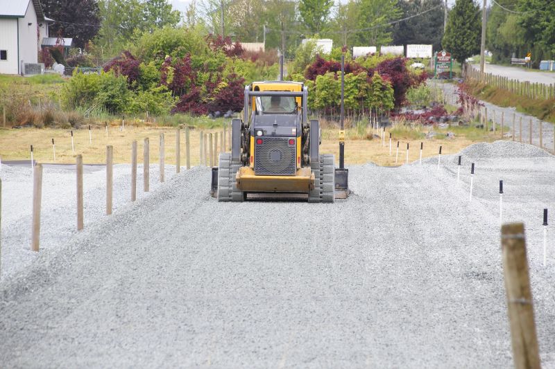 Driveway Grading And Graveling